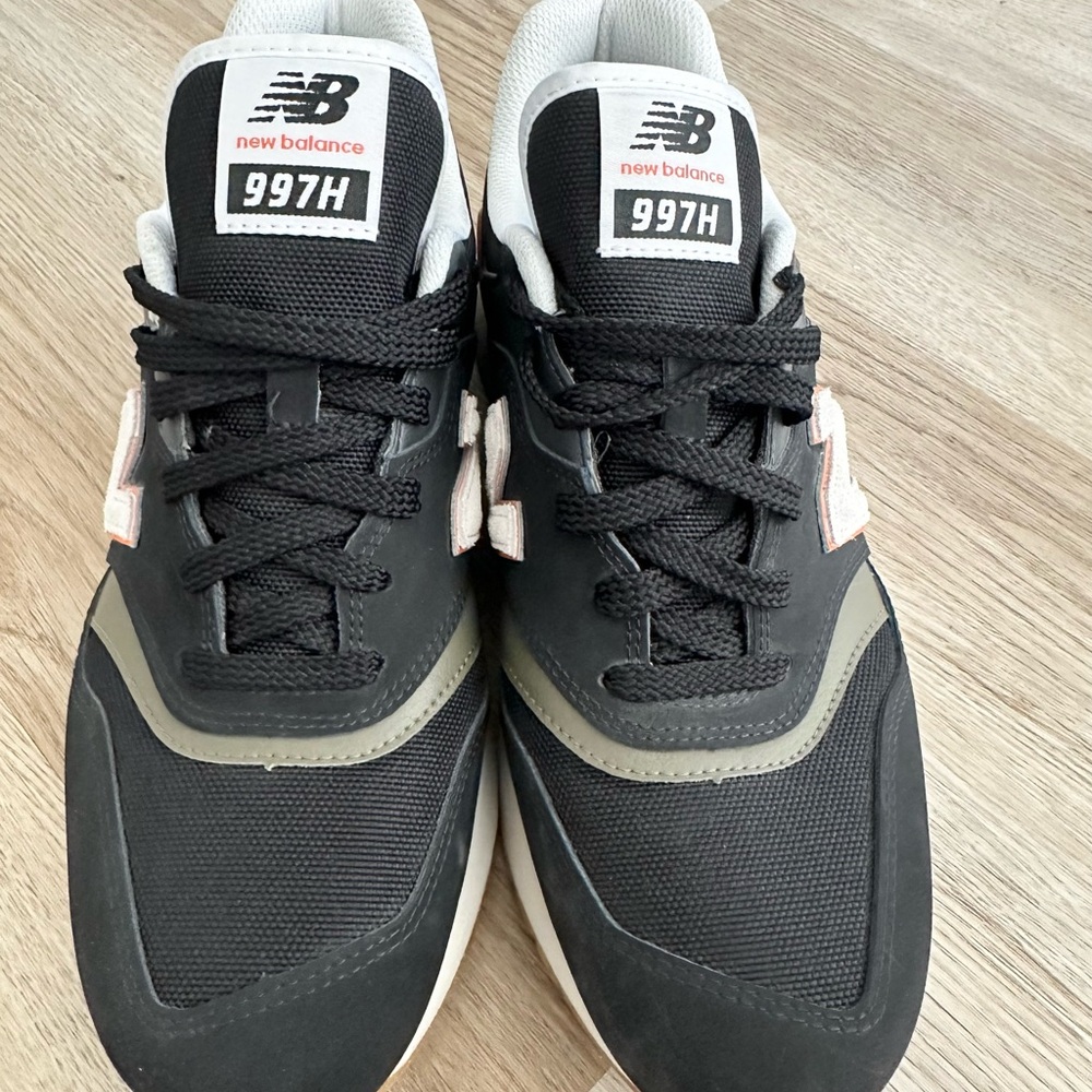 New Balance 997H V1 Black Cayenne Sneakers